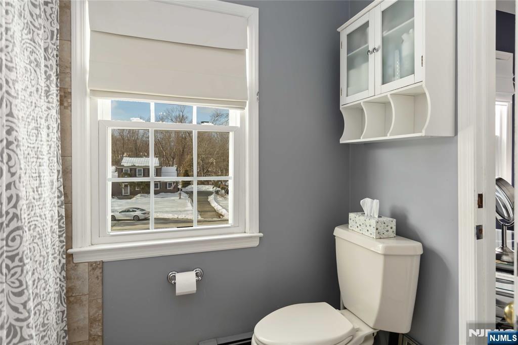property viewer photo 27