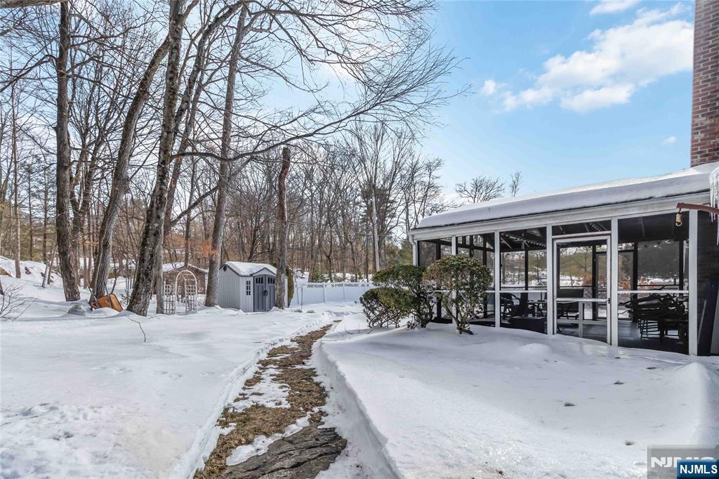 property viewer photo 37