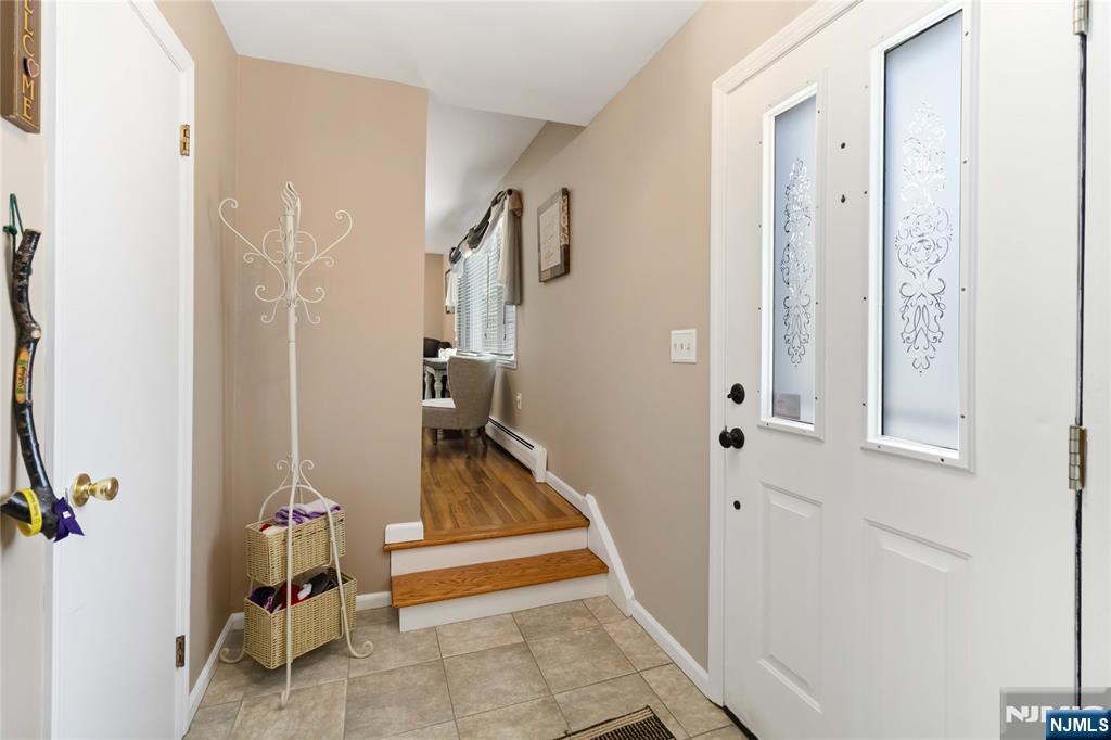 property viewer photo 6