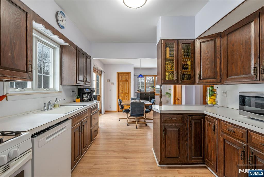 property viewer photo 12
