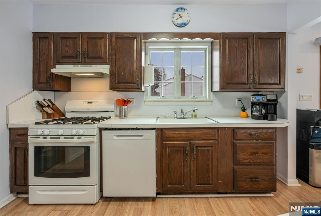 property viewer photo 14