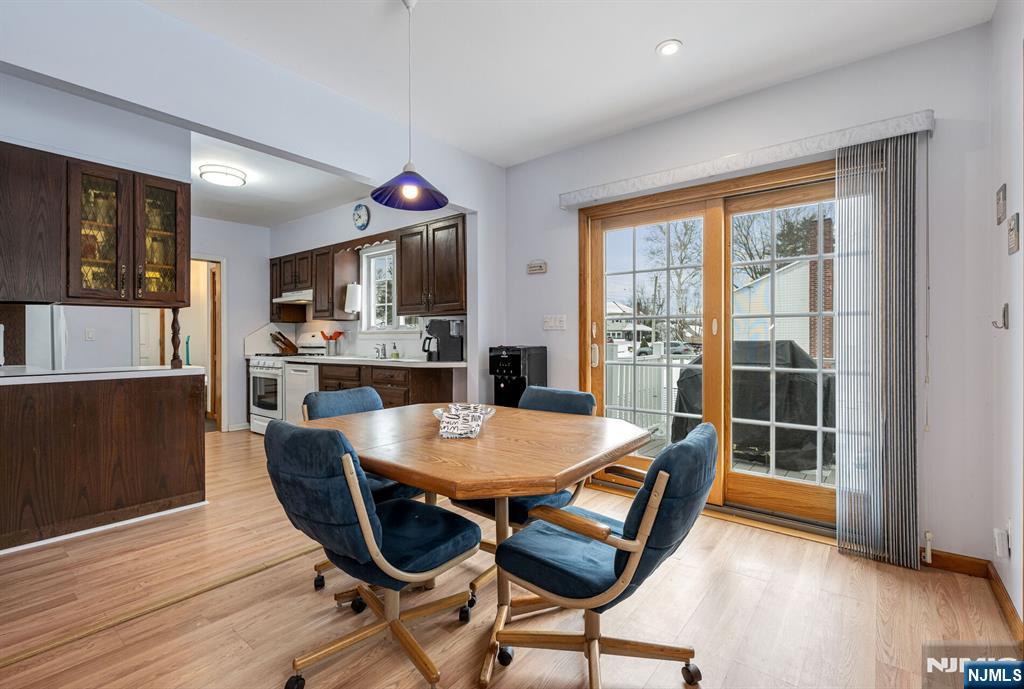 property viewer photo 19