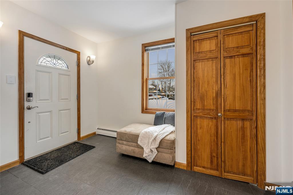property viewer photo 2