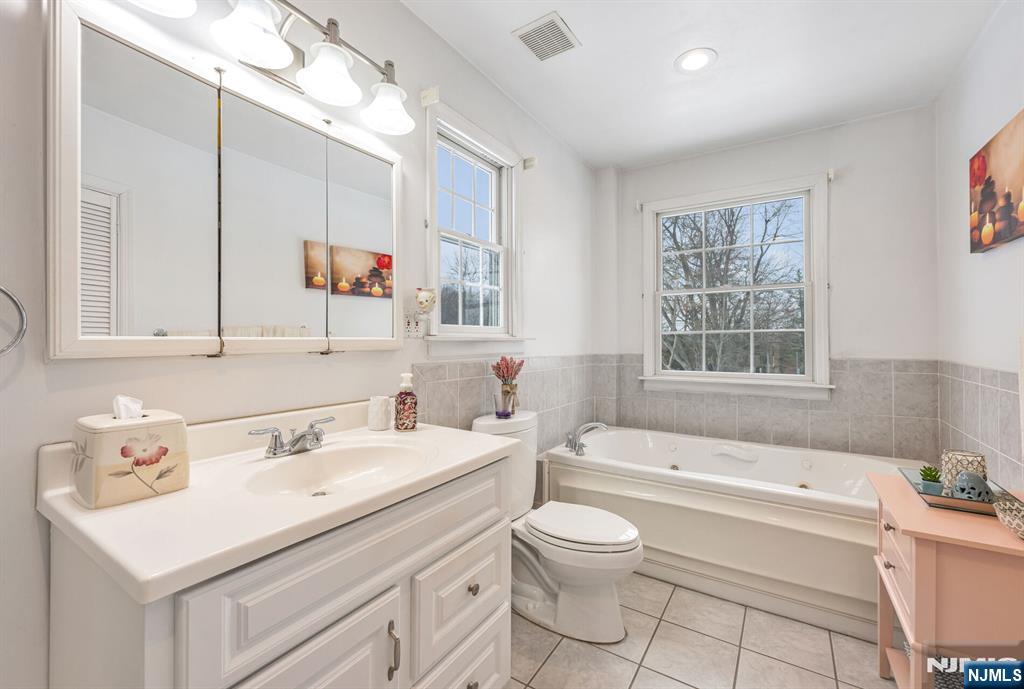 property viewer photo 29