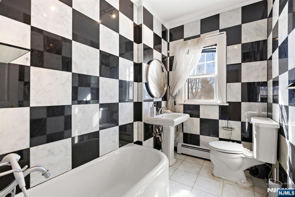 property viewer photo 9