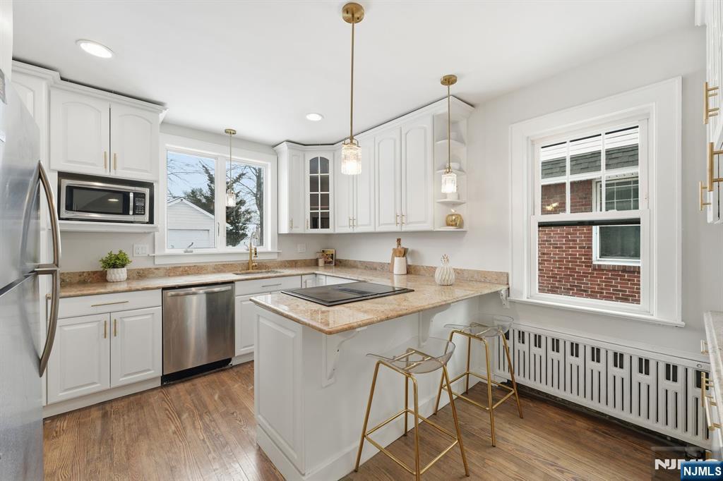 property viewer photo 11