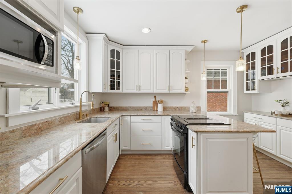 property viewer photo 13
