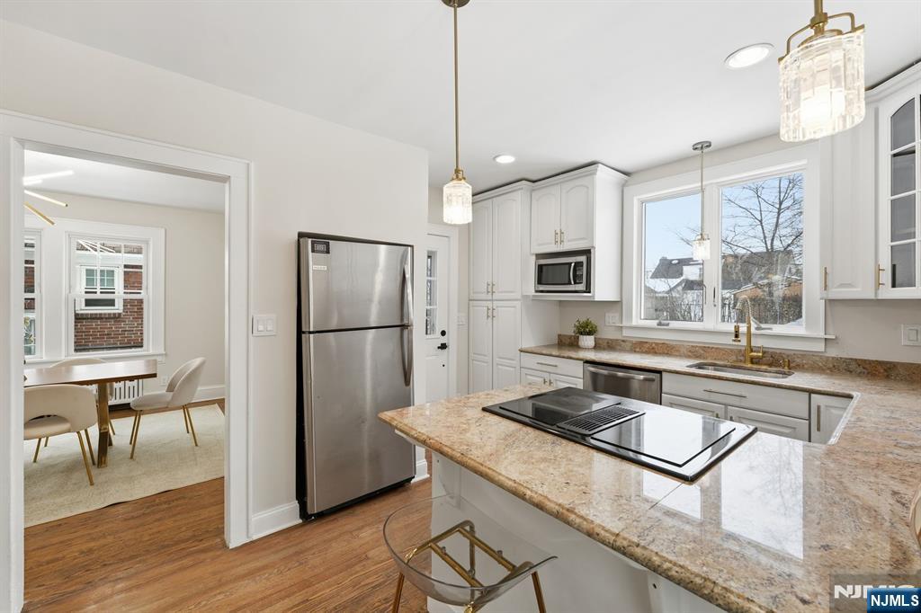 property viewer photo 14