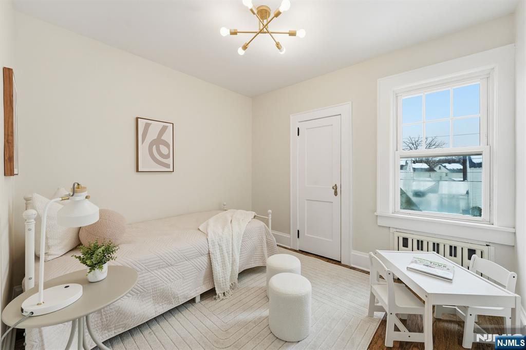property viewer photo 16