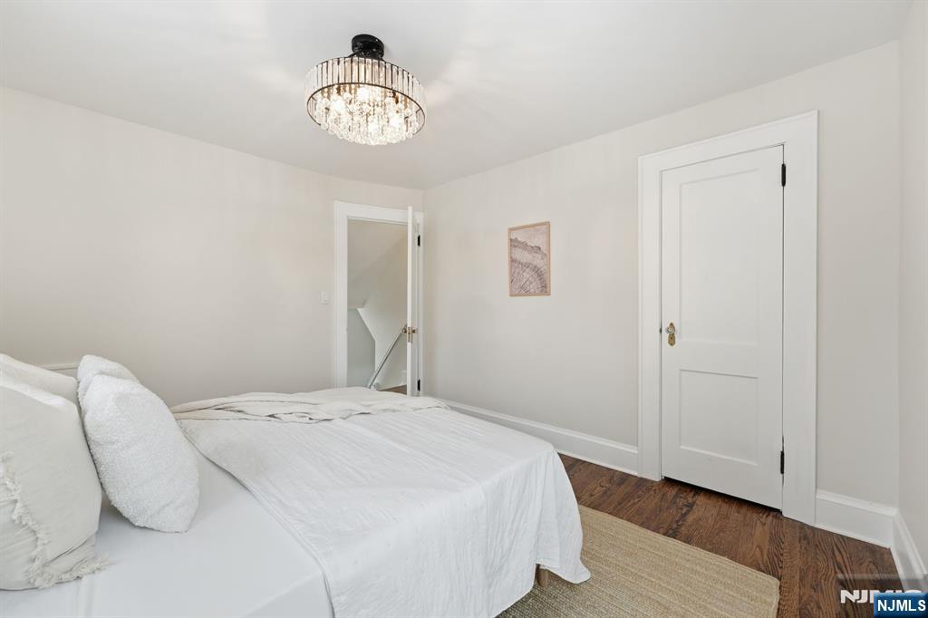 property viewer photo 21