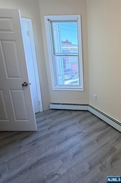 property viewer photo 5