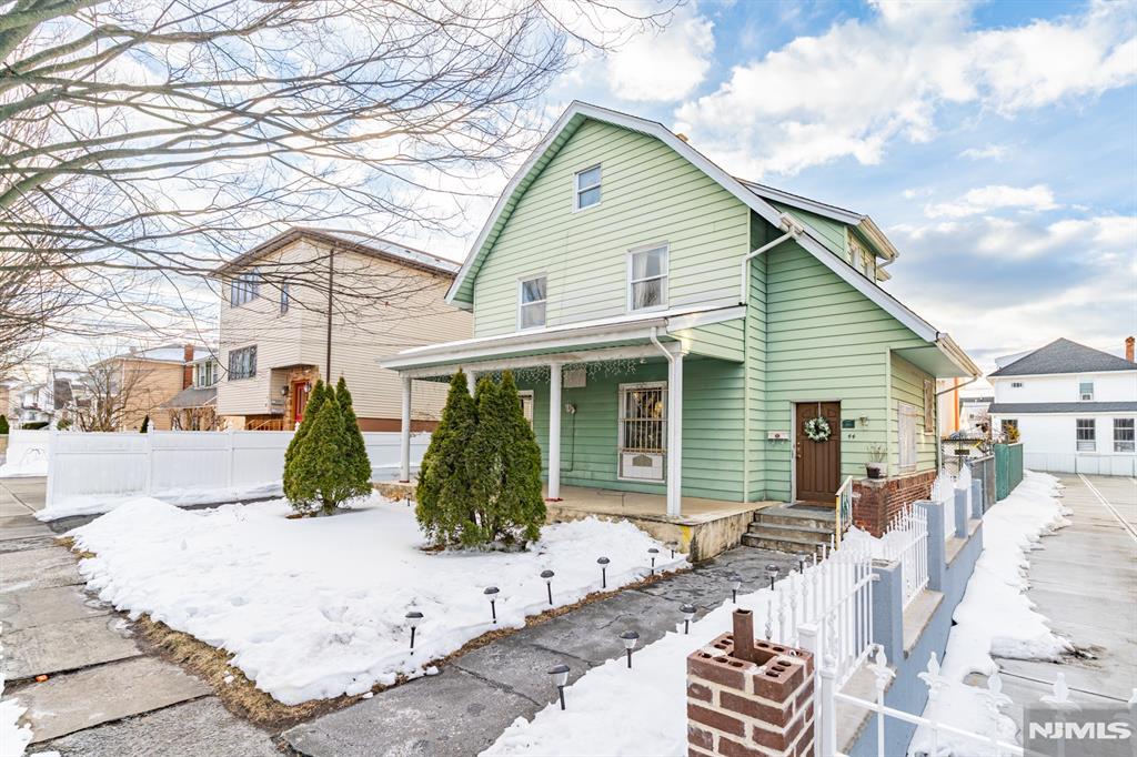 main property photo 1