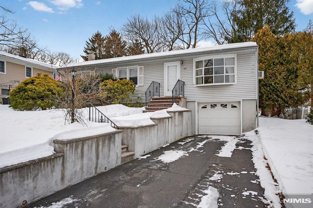 property viewer photo 1