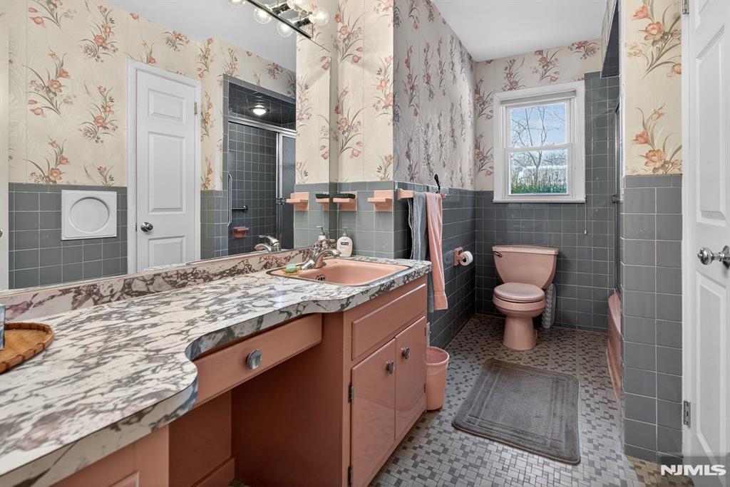 property viewer photo 11