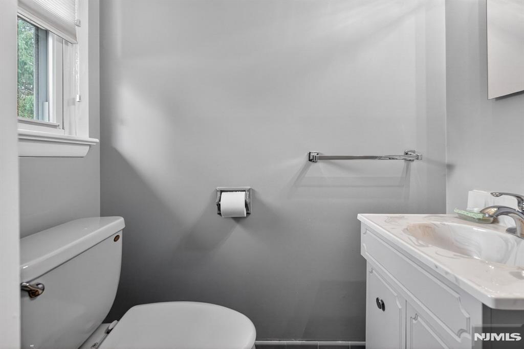 property viewer photo 15