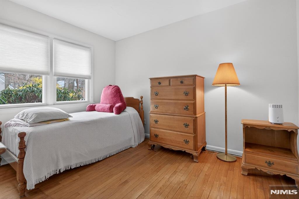 property viewer photo 17