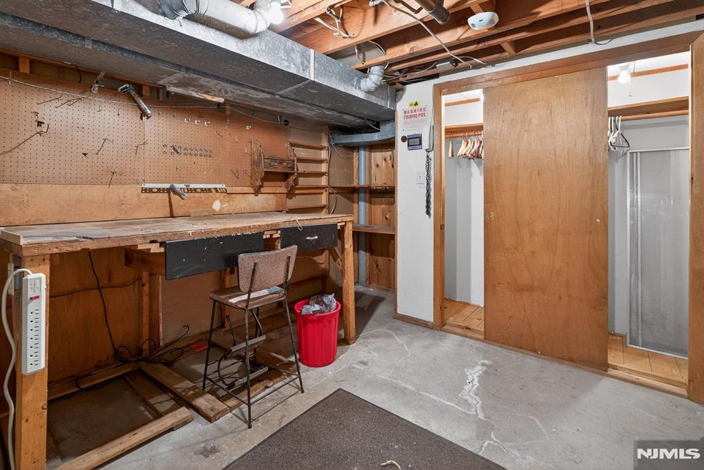 property viewer photo 23