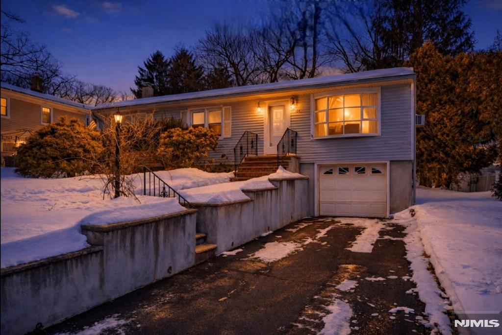 property viewer photo 30