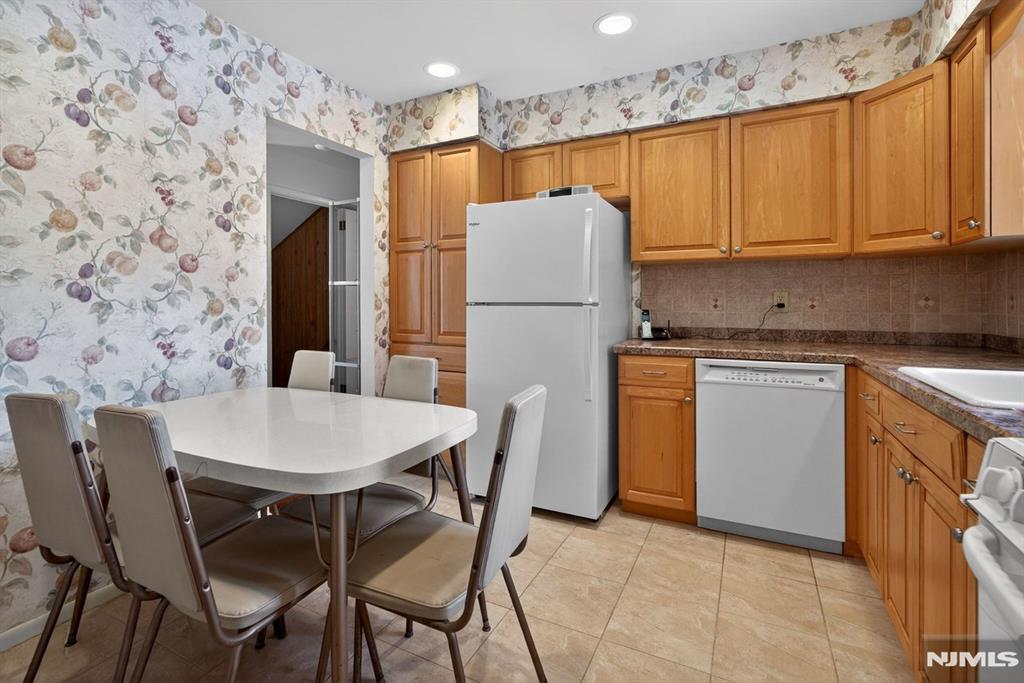 property viewer photo 8