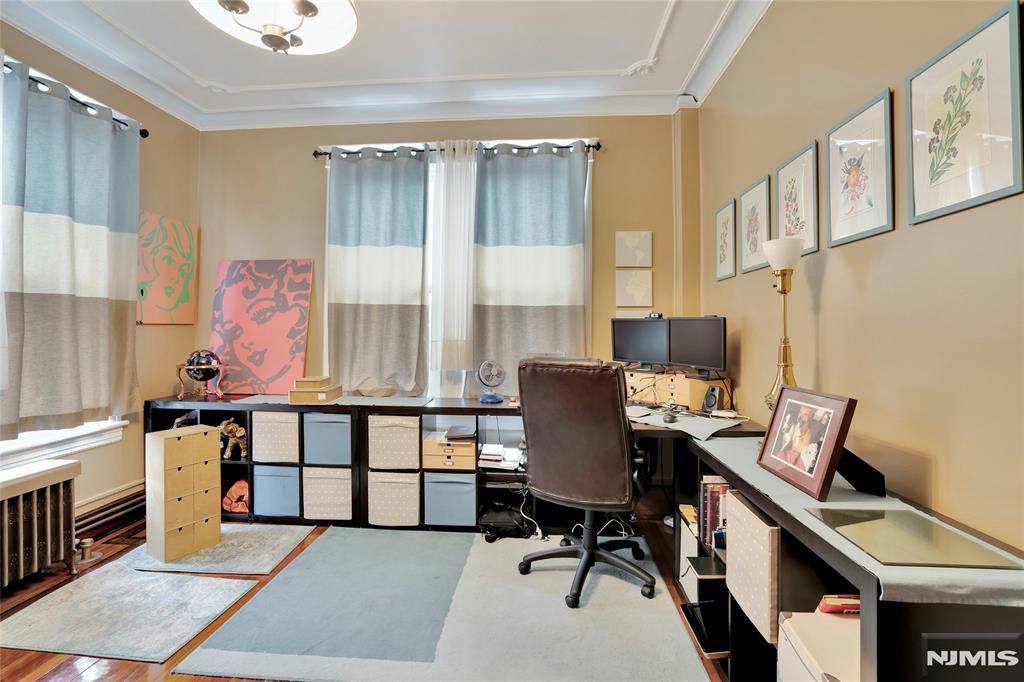 property viewer photo 4