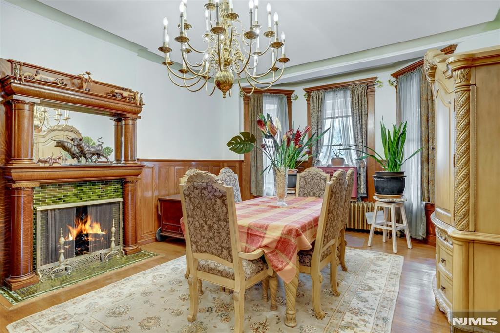 property viewer photo 5