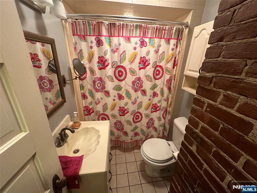 property viewer photo 19