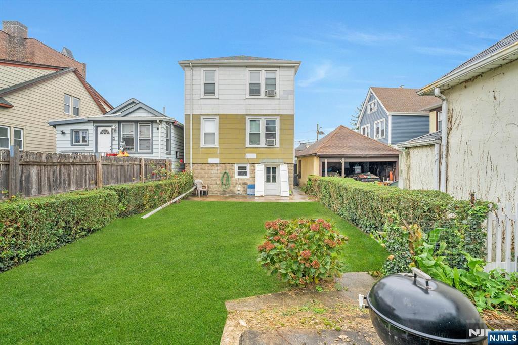 property viewer photo 5