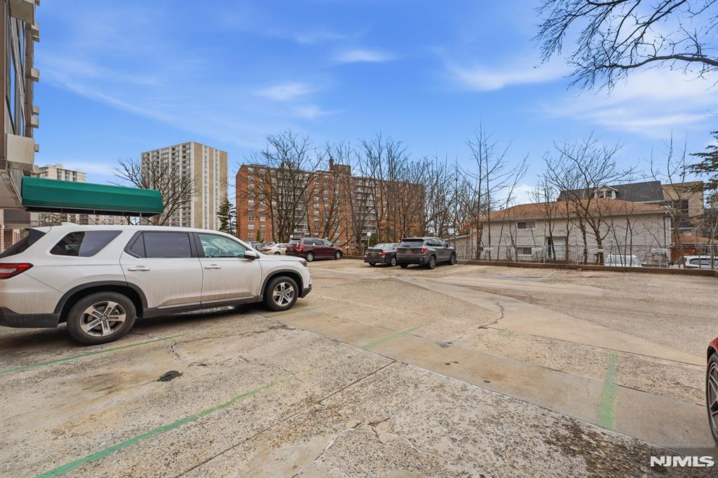 main property photo 45