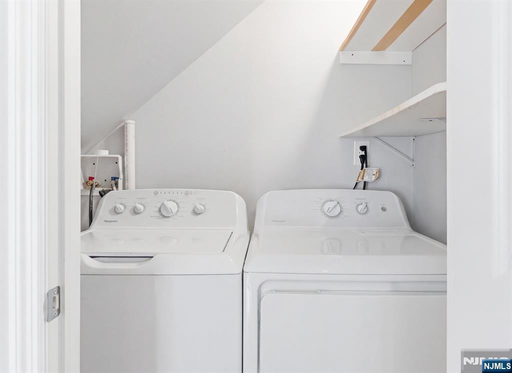 property viewer photo 13