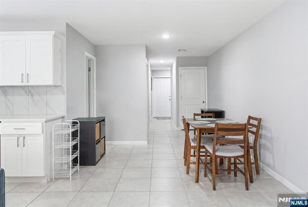 property viewer photo 17