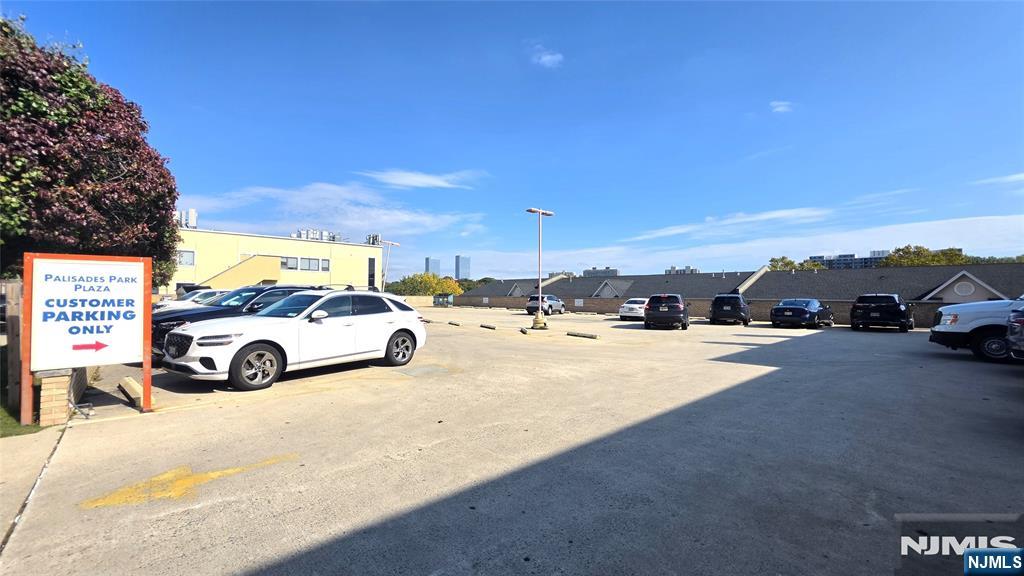 main property photo 11