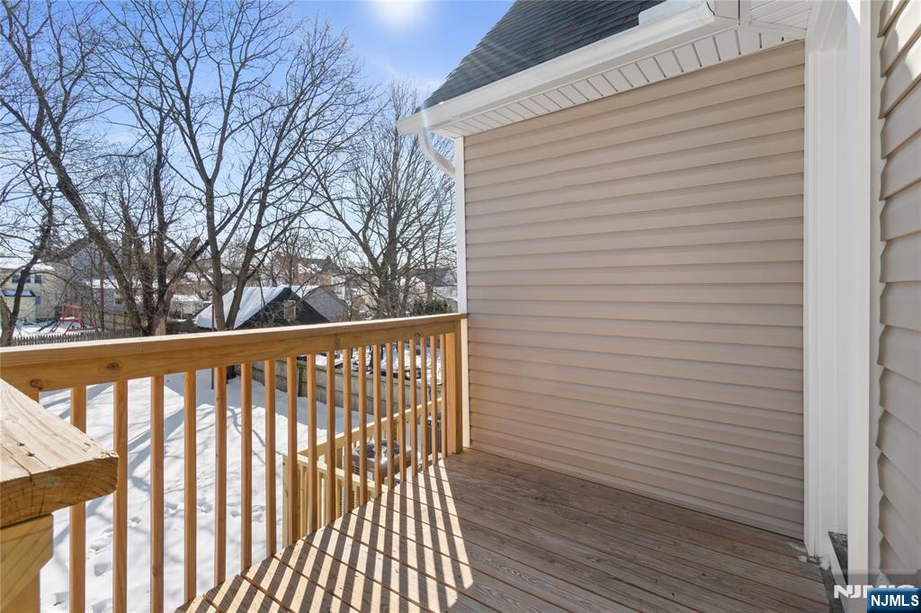 property viewer photo 26