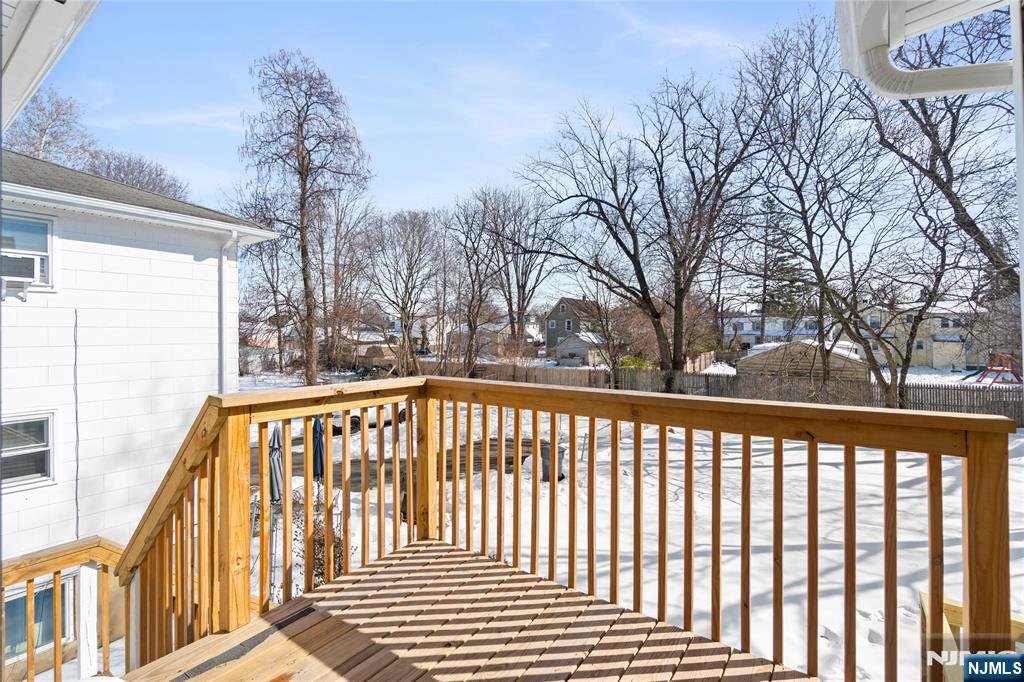 property viewer photo 27