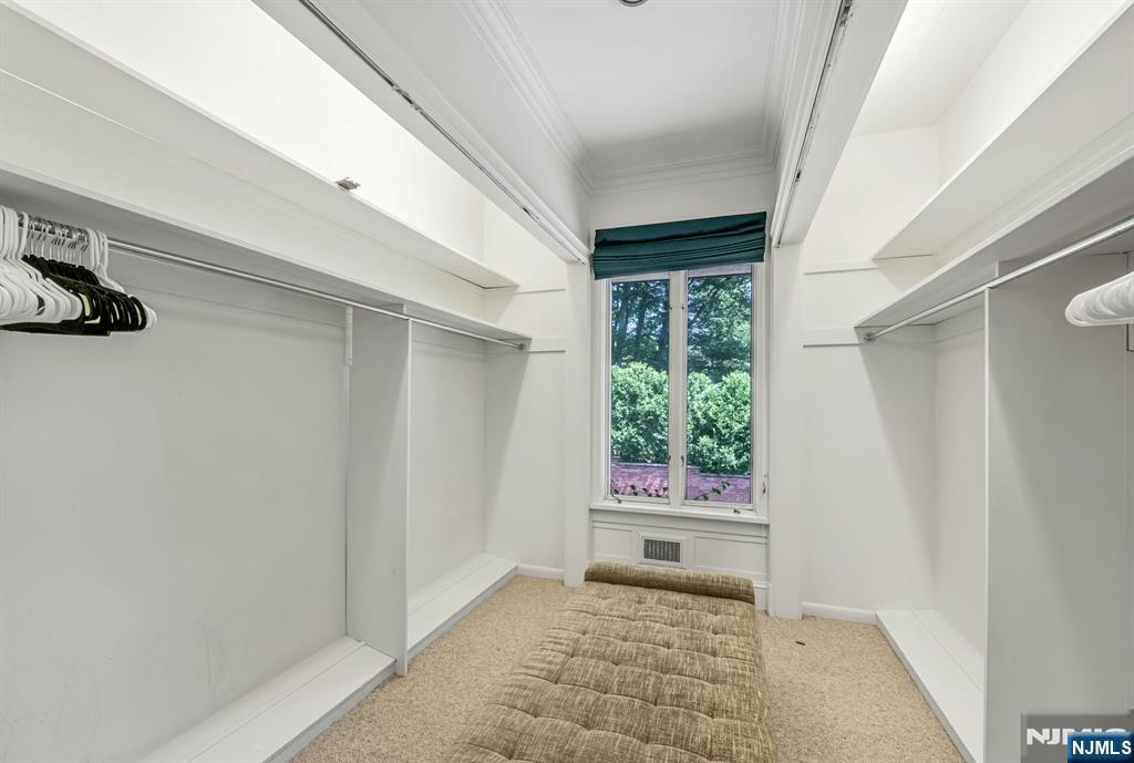property viewer photo 17
