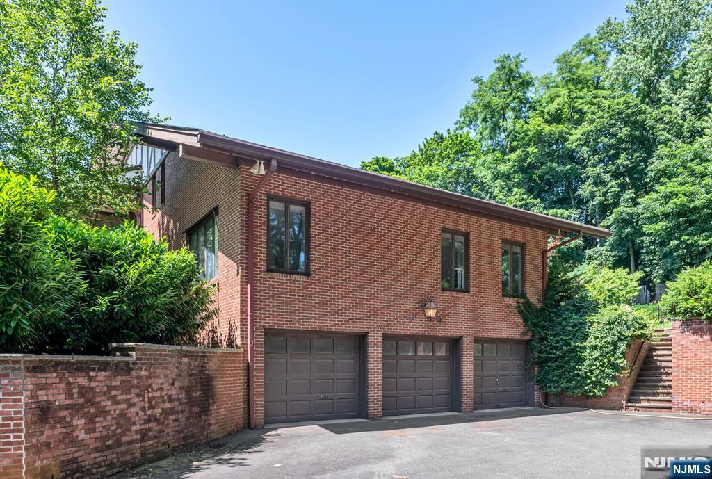 property viewer photo 33