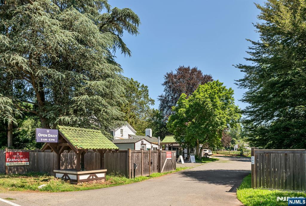 property viewer photo 37