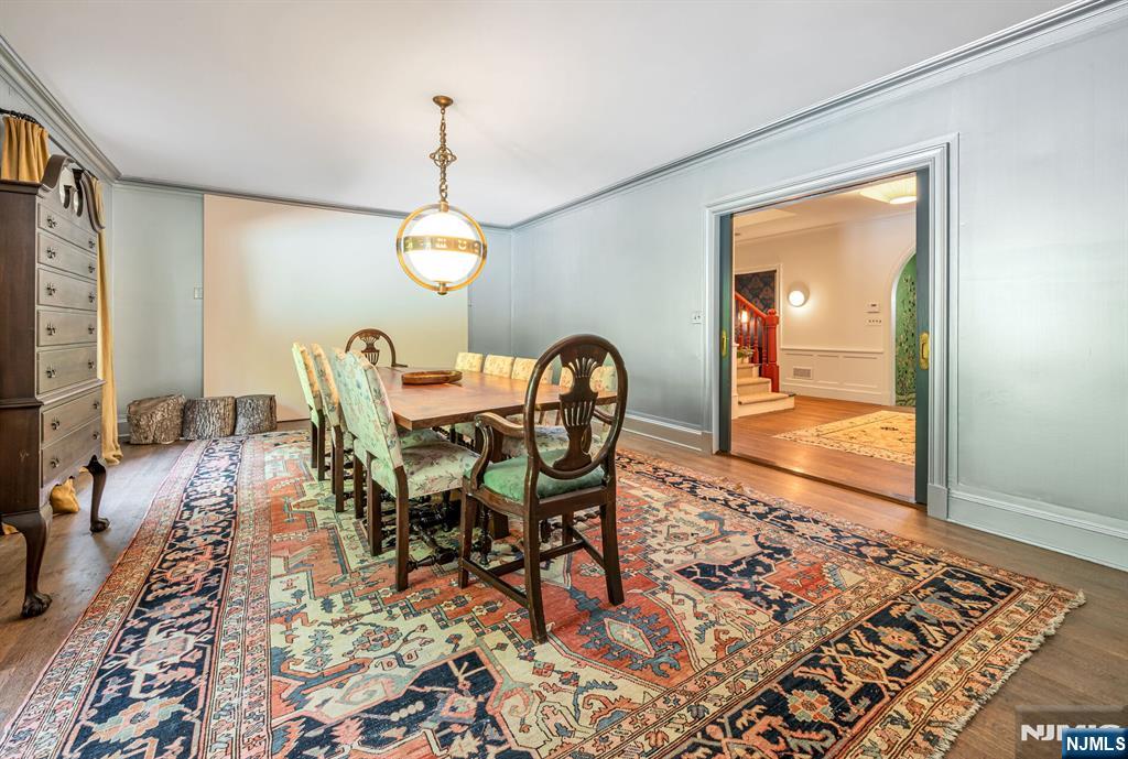 property viewer photo 5
