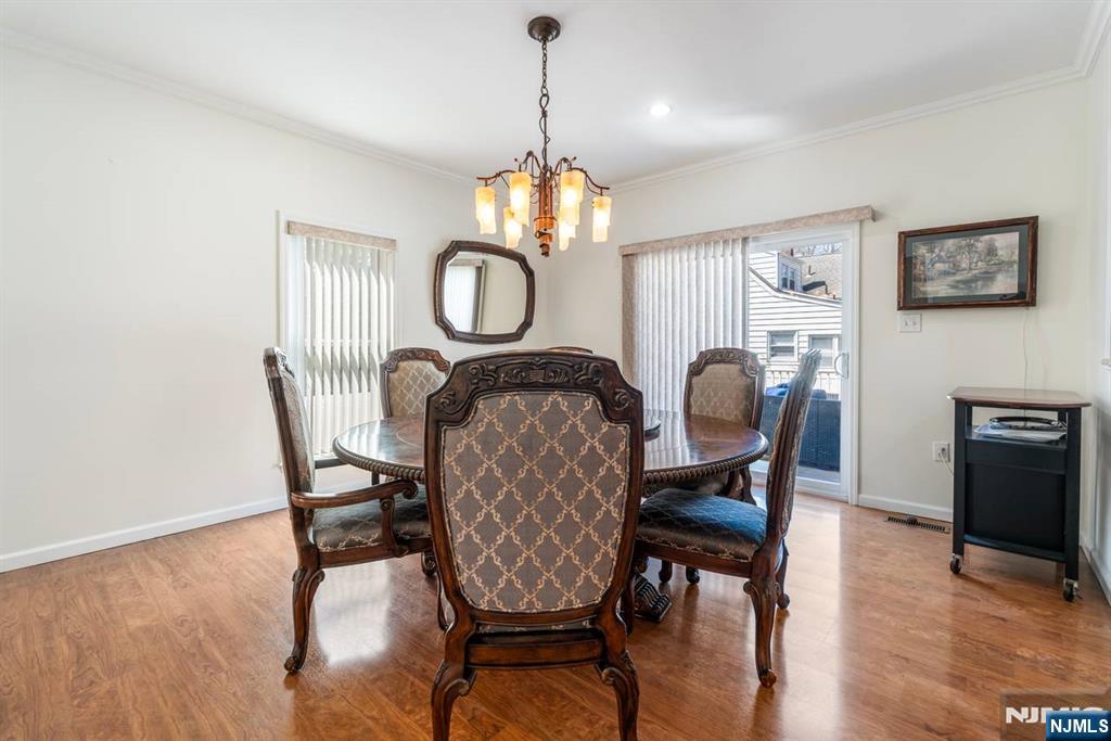 property viewer photo 13