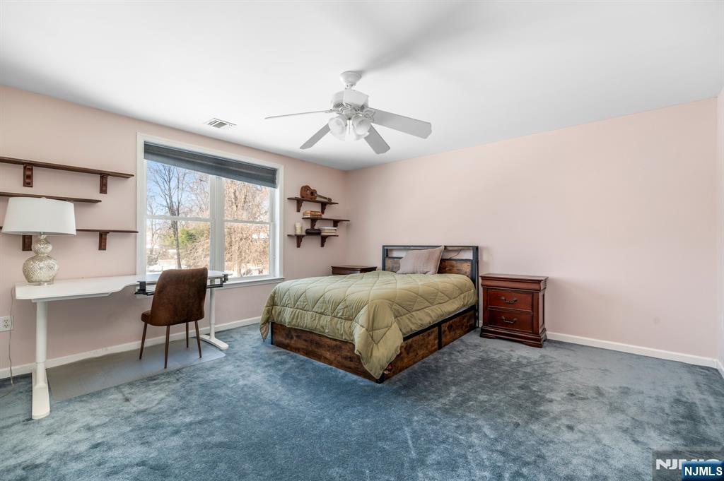 property viewer photo 17