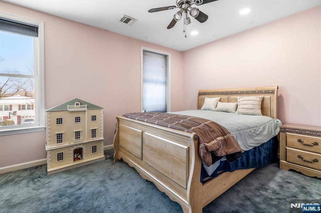 property viewer photo 19