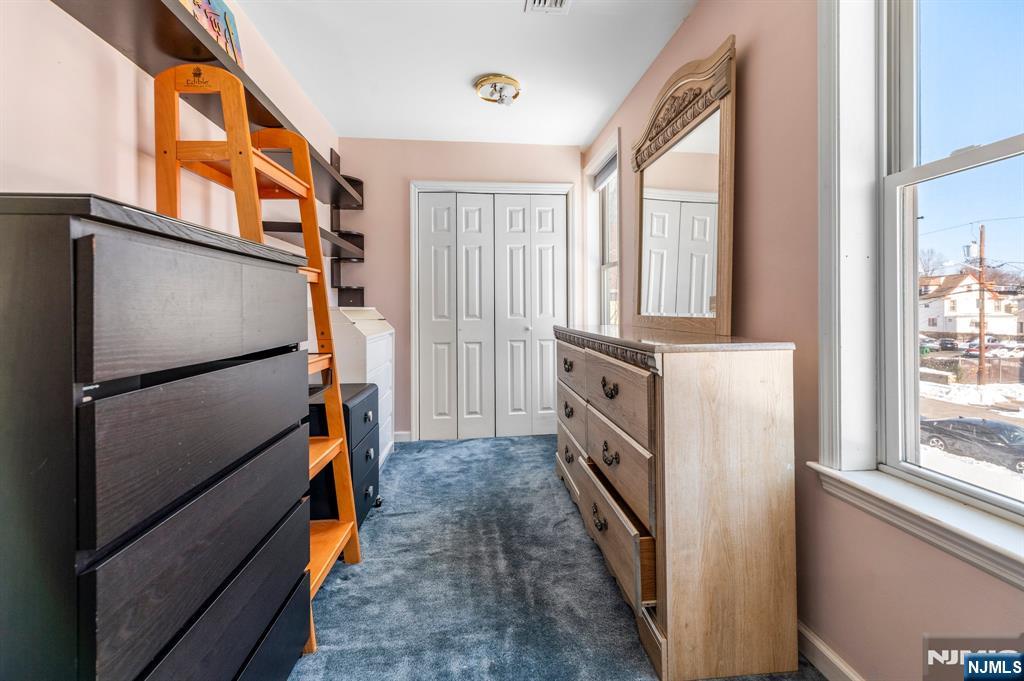 property viewer photo 20