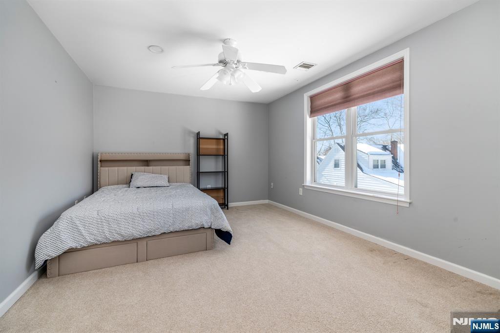 property viewer photo 21
