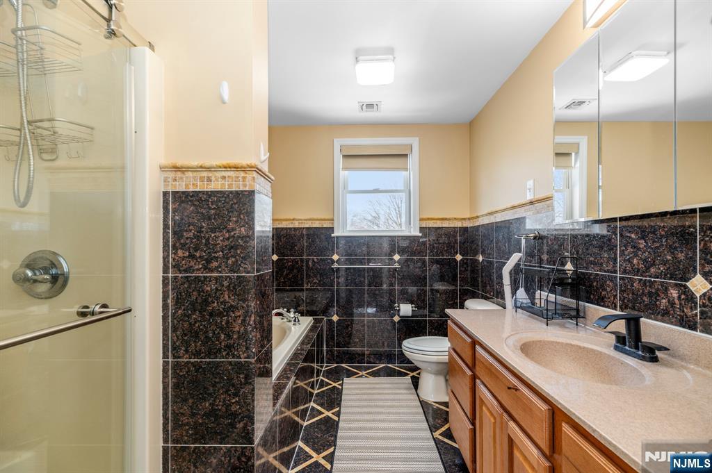 property viewer photo 26