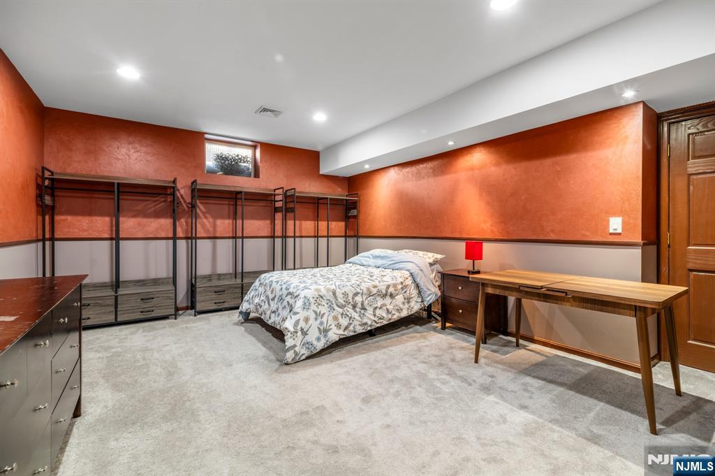 property viewer photo 33