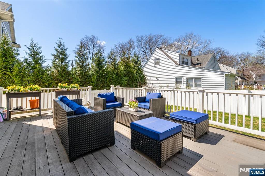 property viewer photo 34