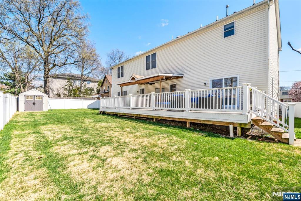 property viewer photo 40