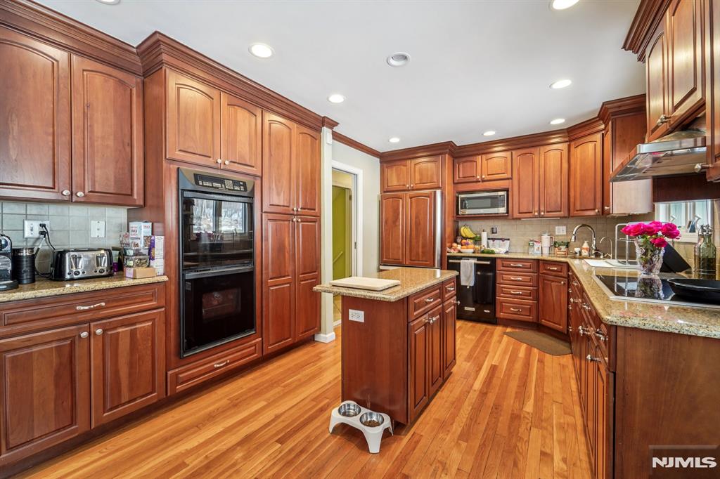 property viewer photo 14