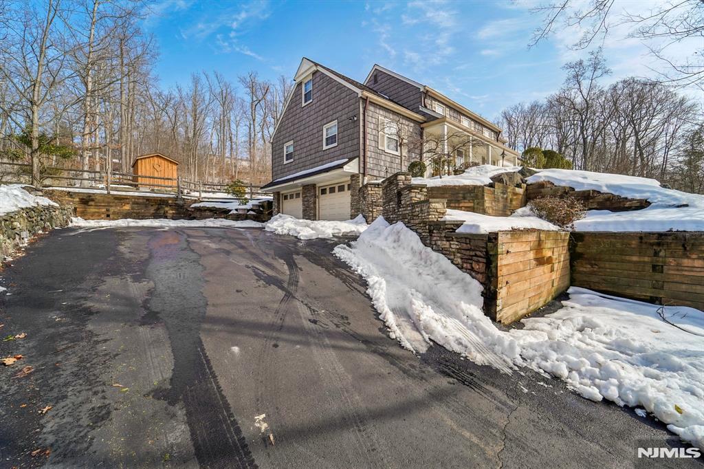 property viewer photo 2
