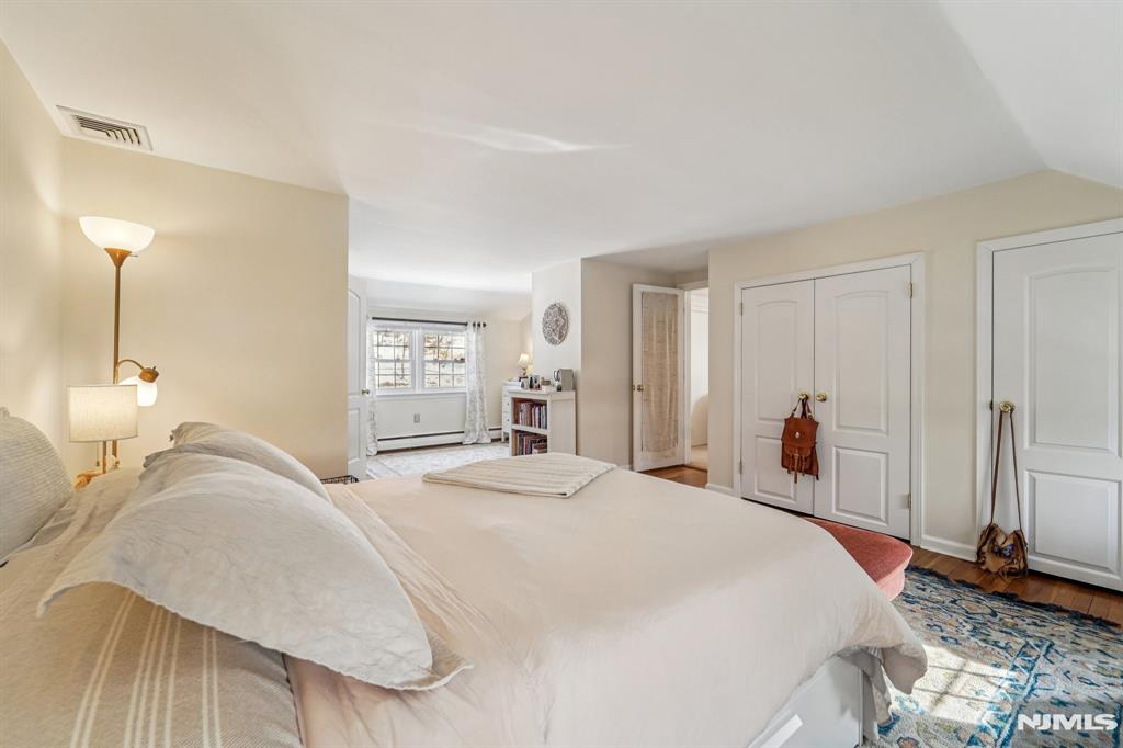 property viewer photo 22