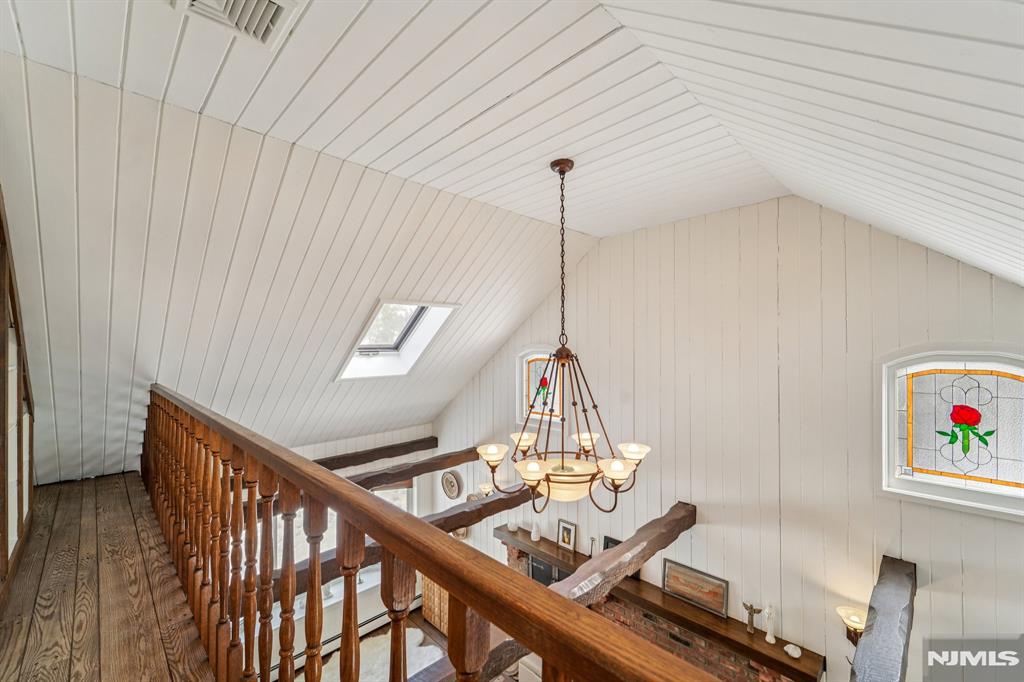 property viewer photo 24